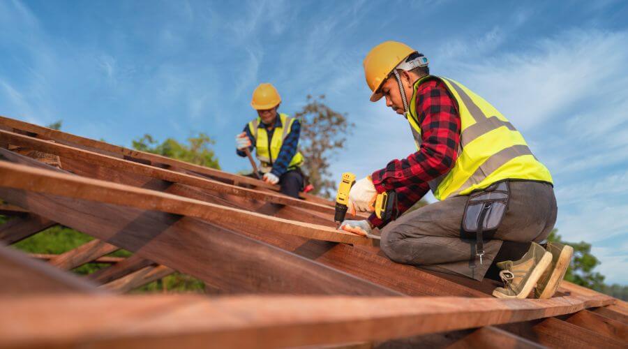 Professional gutter cleaning in La Crescent, MN